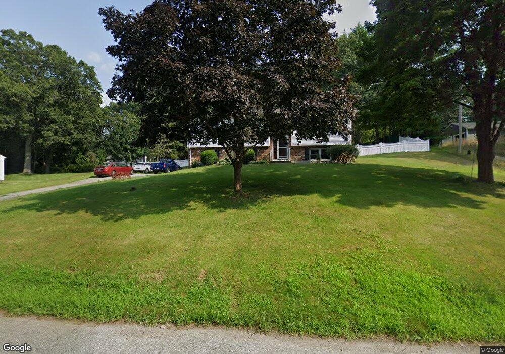 27 Quinebaug Dr, Danielson, CT 06239 - photo 1