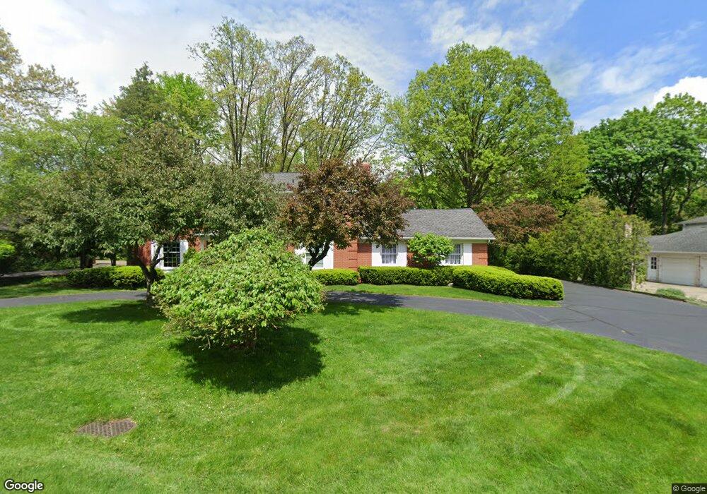 566 Overbrook Rd, Bloomfield Hills, MI 48302 - photo 1