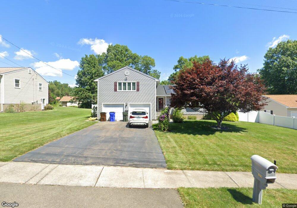 103 Westwood Dr, Wethersfield, CT 06109 - photo 1