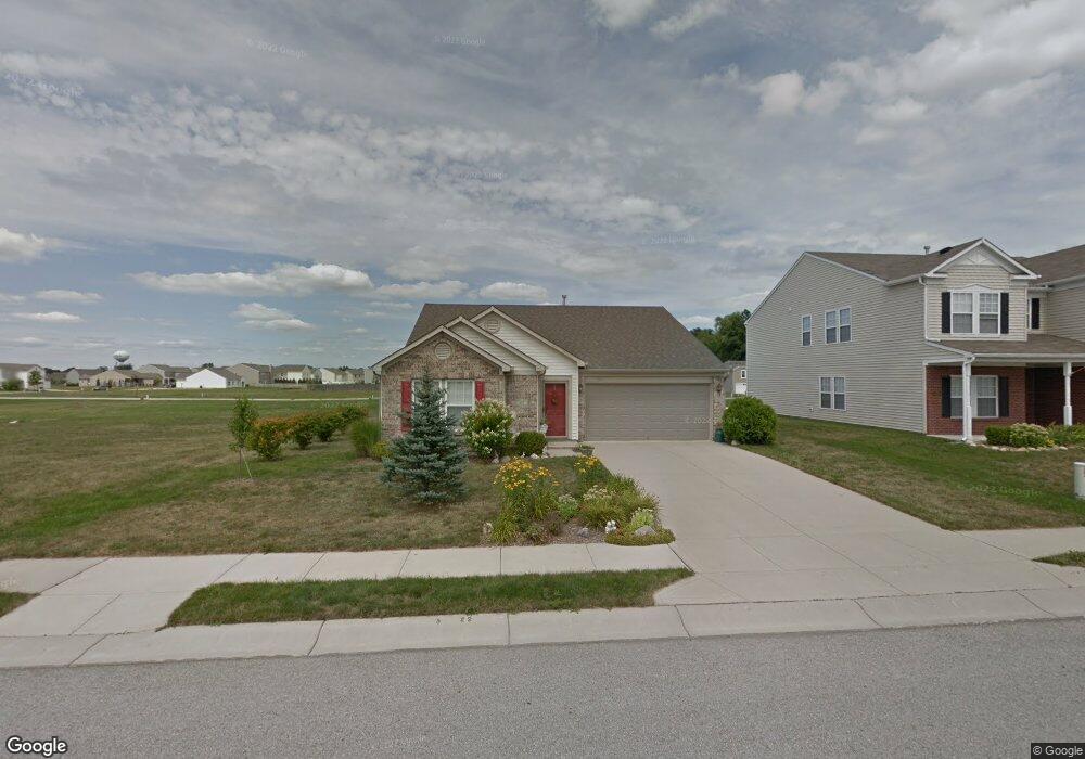 407 Shade Tree Ln, Sheridan, IN 46069 - photo 1