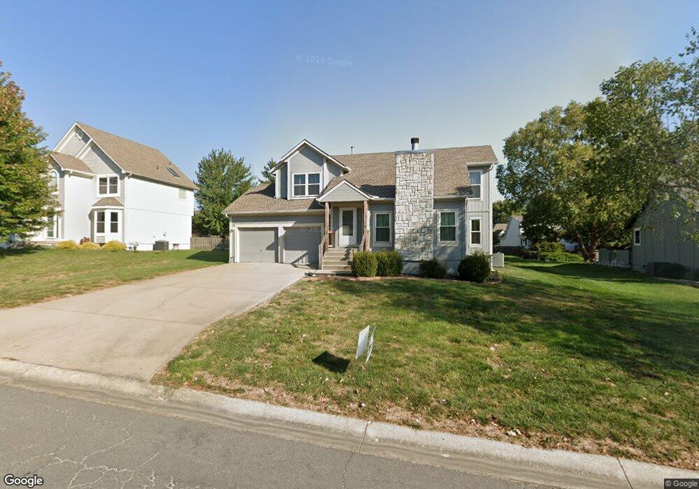 316 SW Seagull St, Lees Summit, MO 64082 - photo 1