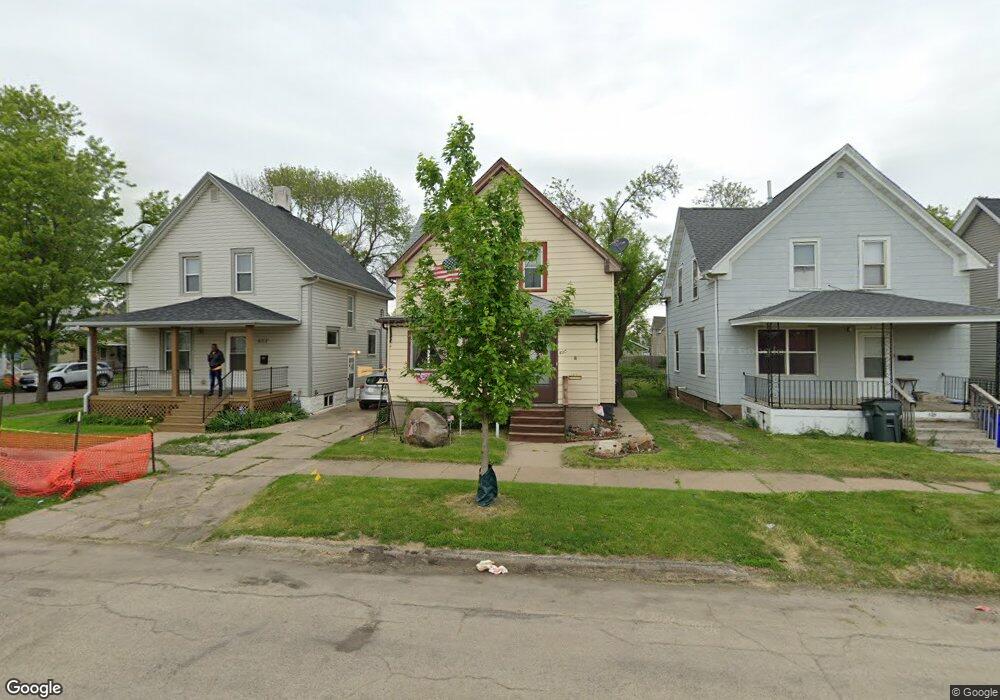 620 10th Ave SW, Cedar Rapids, IA 52404 - photo 1