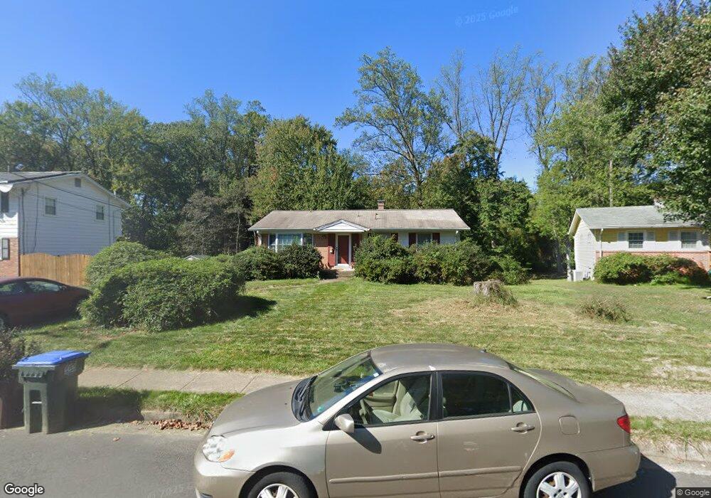 2526 Drexel St, Vienna, VA 22180 - photo 1