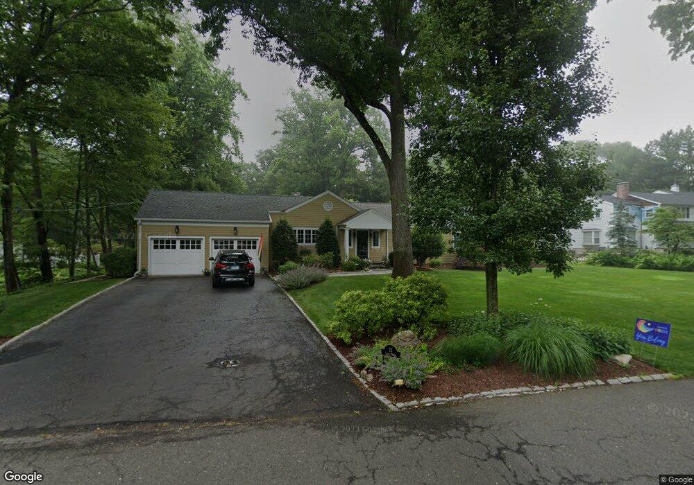 15 Libby Ln, Darien, CT 06820 - photo 1