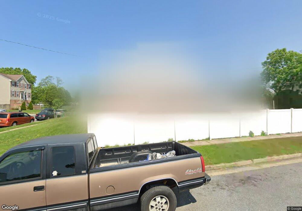 533 Grovethorn Rd, Middle River, MD 21220 - photo 1