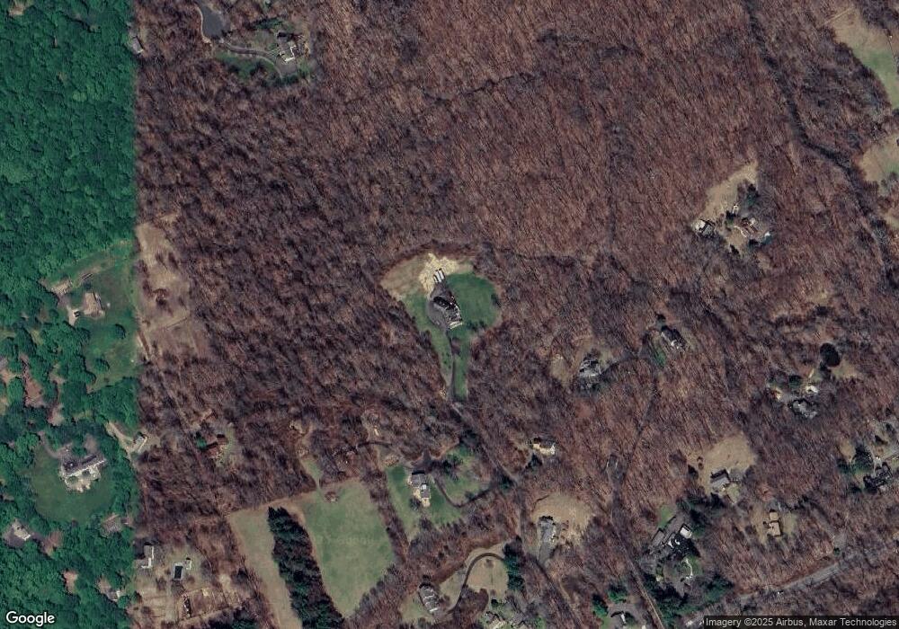 75 Cross Hwy, Redding, CT 06896 - photo 1