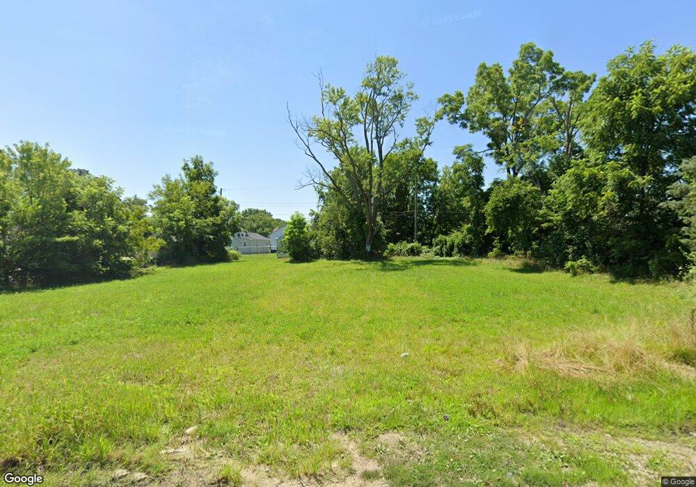 2079 Myrtle Ave, Columbus, OH 43211 - photo 1