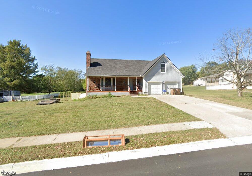 804 Crane St, Raymore, MO 64083 - photo 1