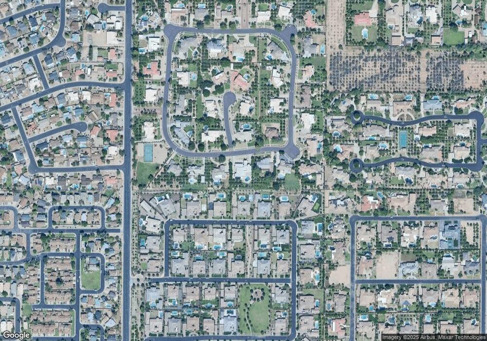 2215 N 32nd St unit 5, Mesa, AZ 85213 - photo 1