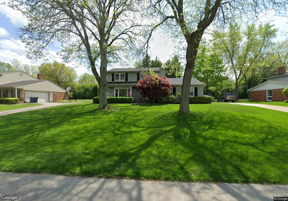 2524 Aspen Ln, Bloomfield Hills, MI 48302 - photo 1