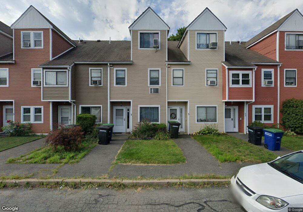 64B Marshall St, Somerville, MA 02145 - photo 1