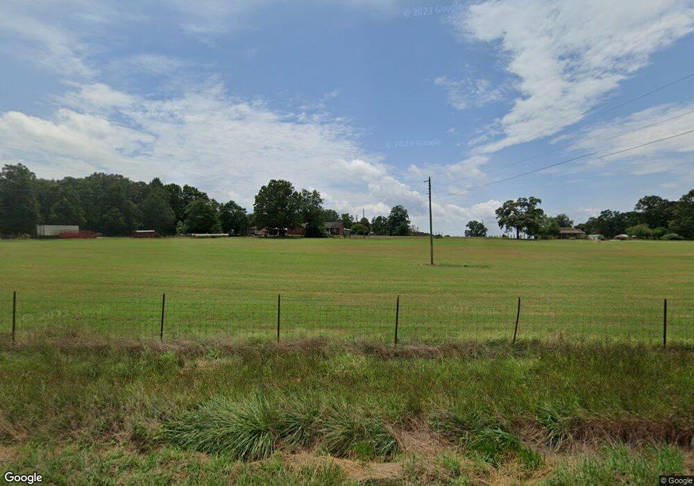 1279 13 Forks Rd, Dewy Rose, GA 30634 - photo 1