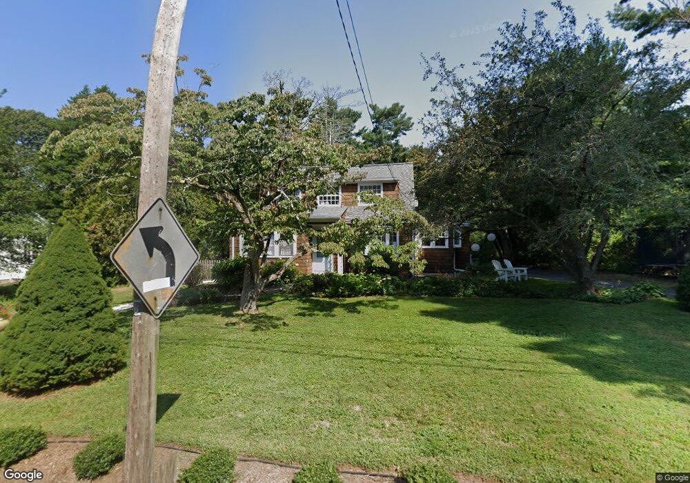 21 Alfred Drowne Rd, Barrington, RI 02806 - photo 1