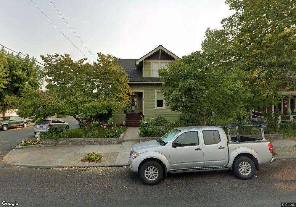 121 W 9th St, the Dalles, OR 97058 - photo 1