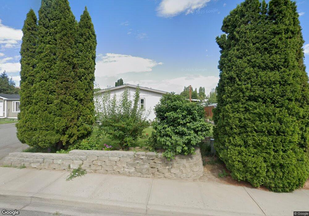 621 N Grover Place, East Wenatchee, WA 98802 - photo 1