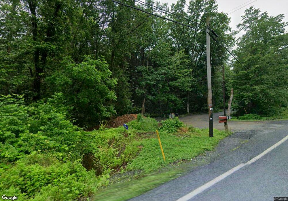 452 Hughes St, New Ringgold, PA 17960 - photo 1