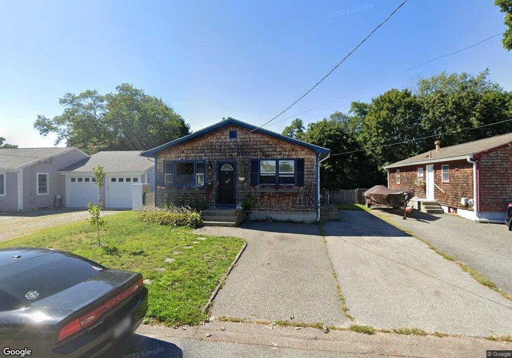 35 Wannisett Ave, Riverside, RI 02915 - photo 1