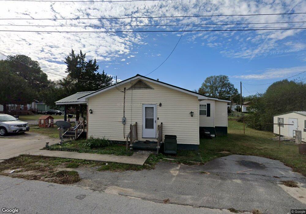 800 Mcnair Ave, Elberton, GA 30635 - photo 1