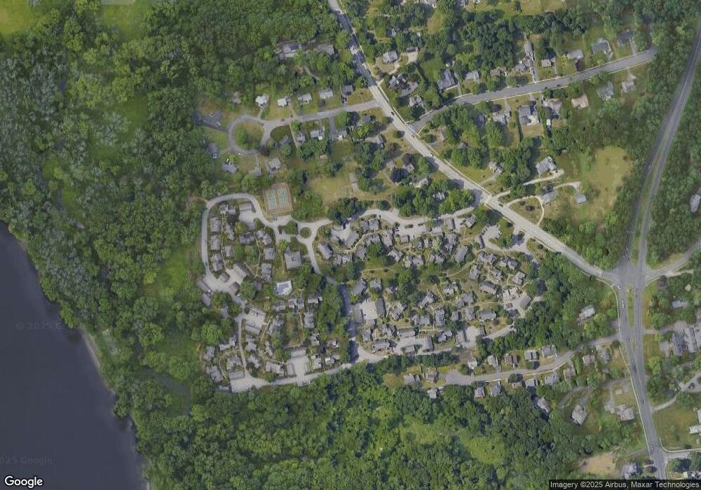 113 Hollister Way N, Glastonbury, CT 06033 - photo 1