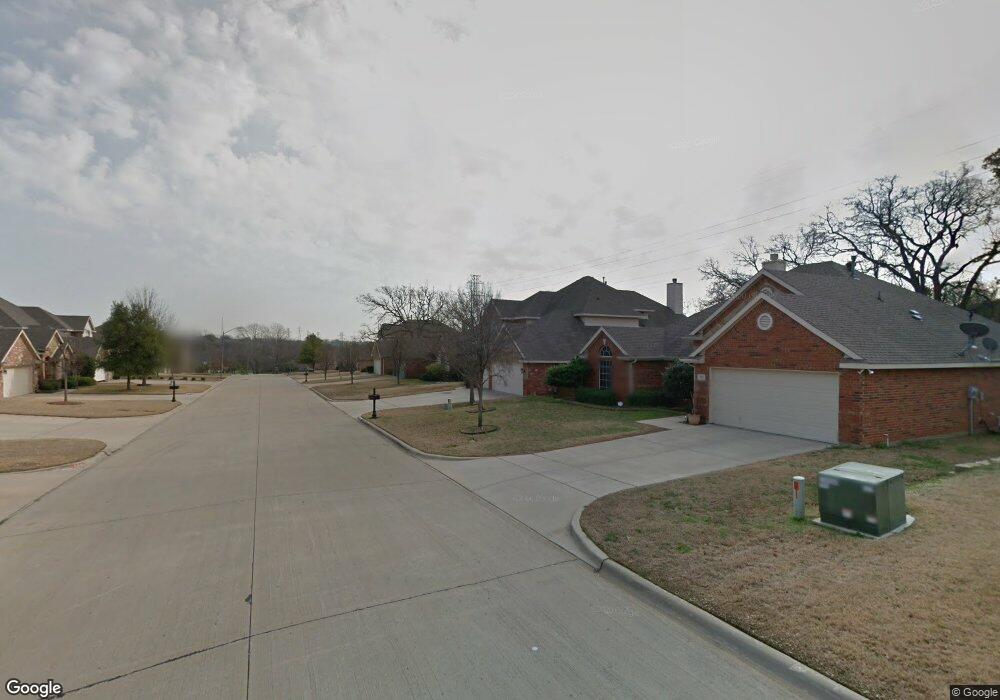 928 Park Forest Dr, Hurst, TX 76053 - photo 1
