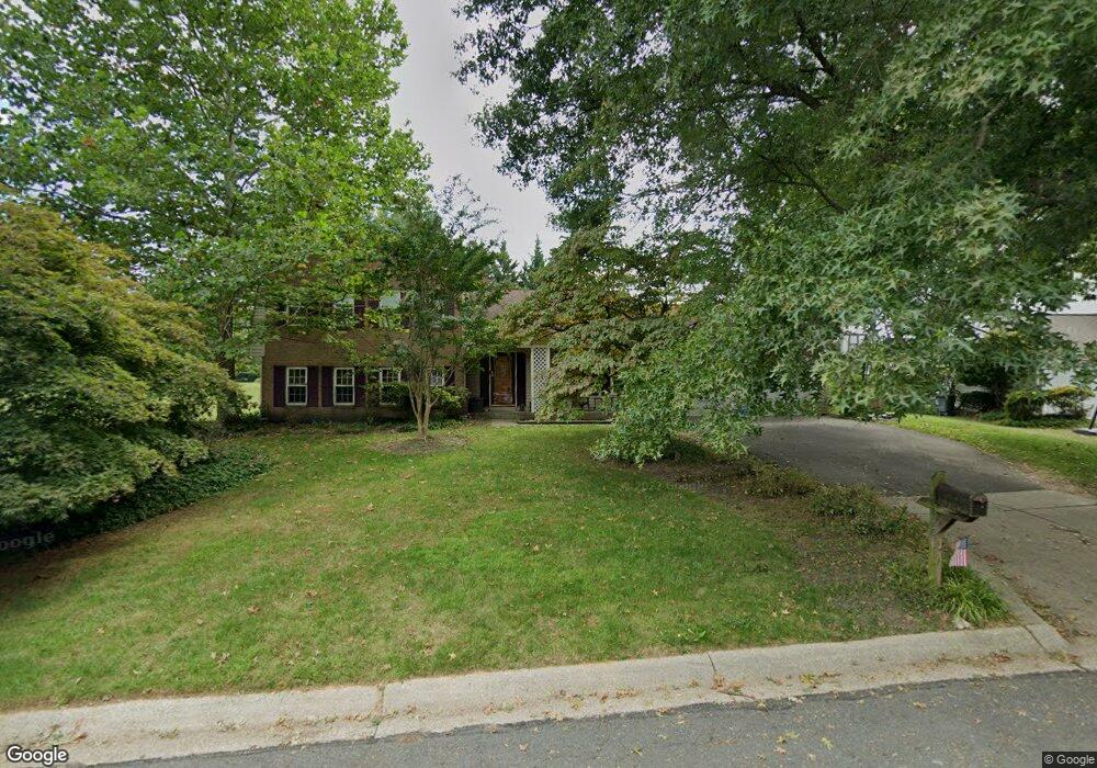 14868 Dufief Dr, North Potomac, MD 20878 - photo 1