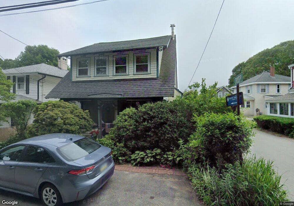 15 Nanumett St, Buzzards Bay, MA 02532 - photo 1