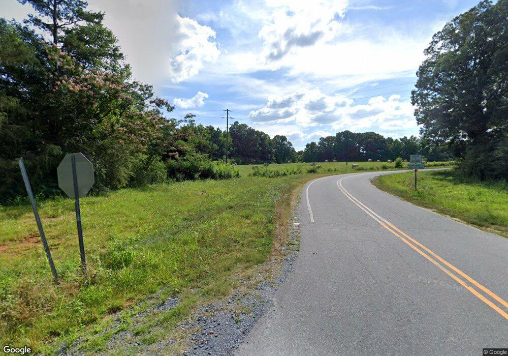 1473 Lucas Dr, Asheboro, NC 27205 - photo 1