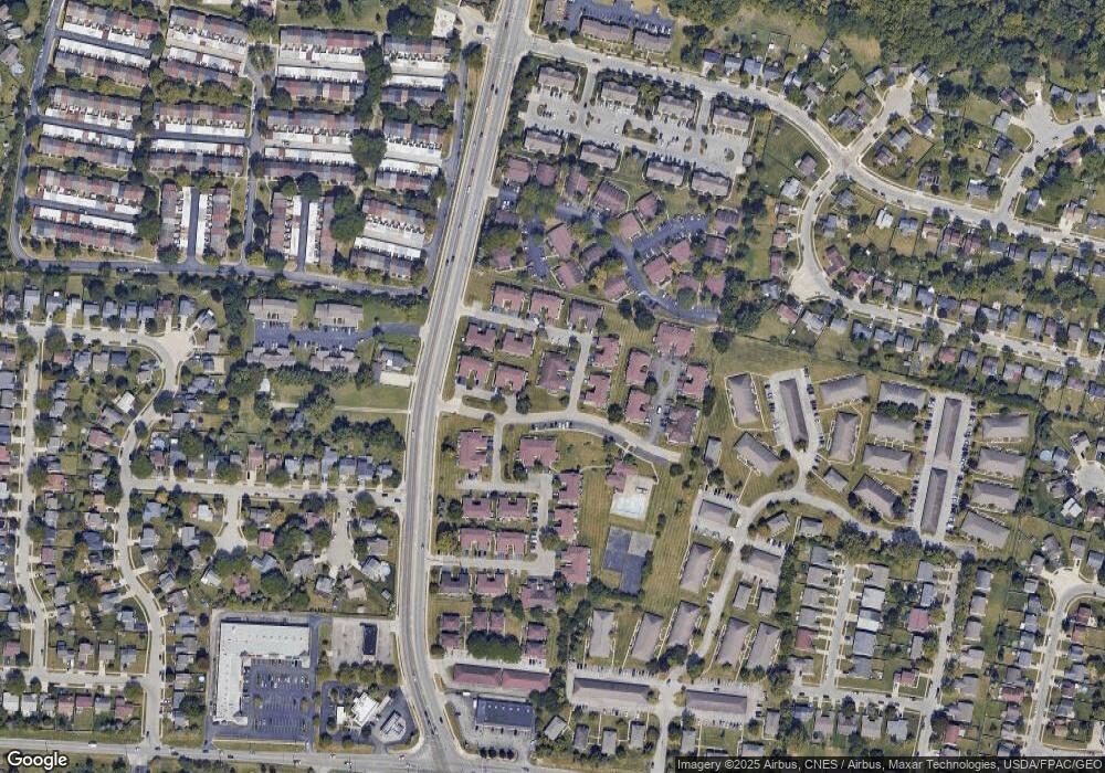 843 Westbury Ln N, Columbus, OH 43228 - photo 1