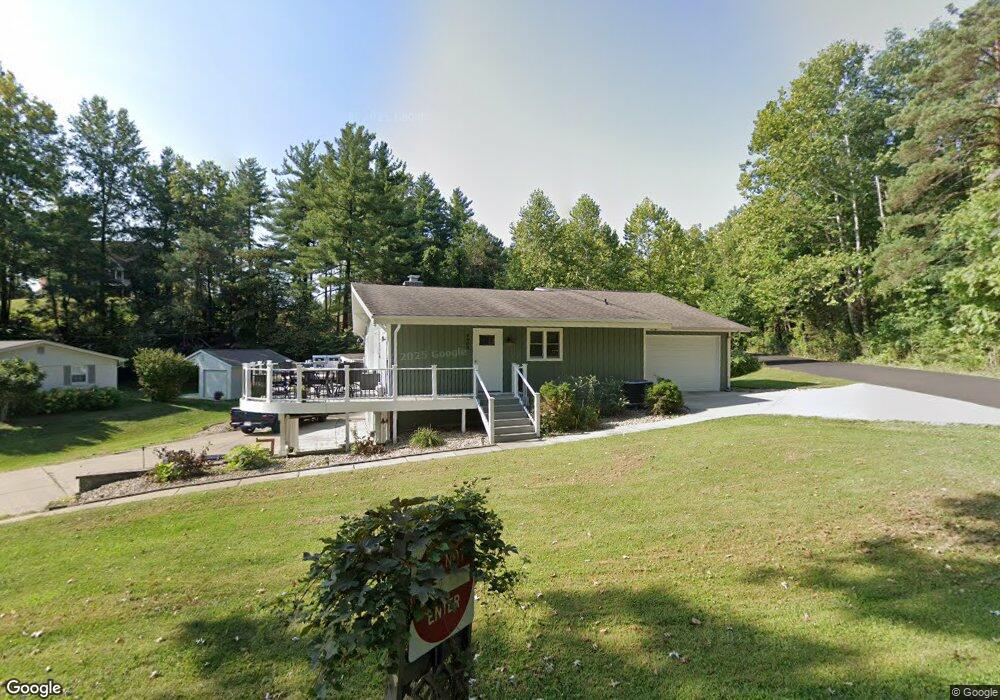 9905 Raintree Dr N, Columbus, IN 47201 - photo 1