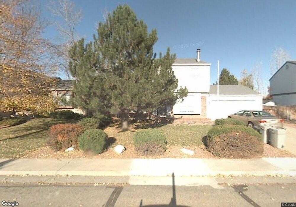 729 S Laredo Cir, Aurora, CO 80017 - photo 1