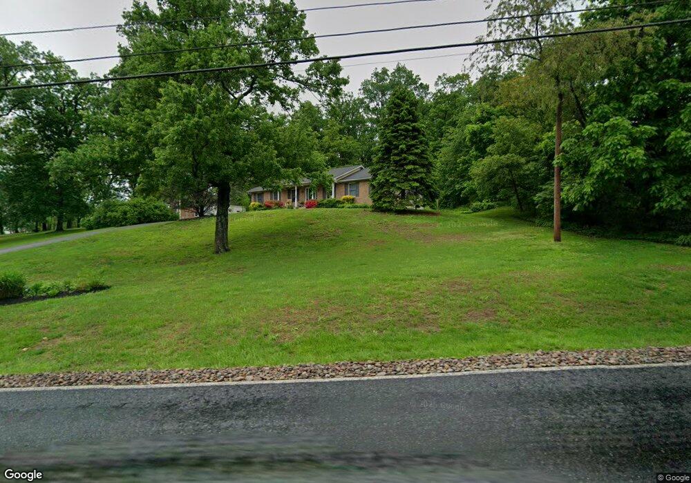 867 Hoffmansville Rd, Bechtelsville, PA 19505 - photo 1
