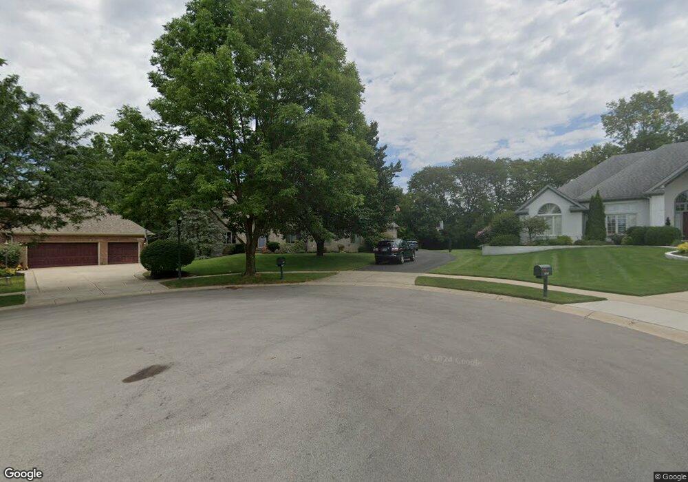 10542 Chestnut Hill Ct, Fishers, IN 46037 - photo 1