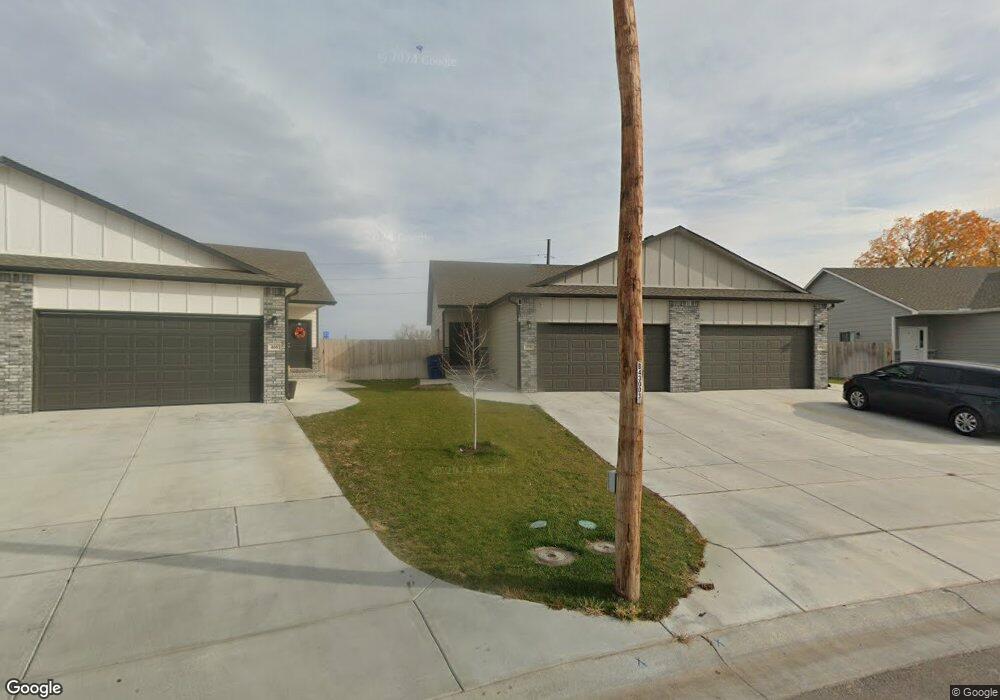 470 S Longbranch Dr, Maize, KS 67101 - photo 1