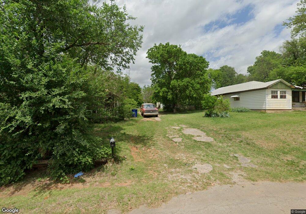 307 W Ash Ave, Duncan, OK 73533 - photo 1