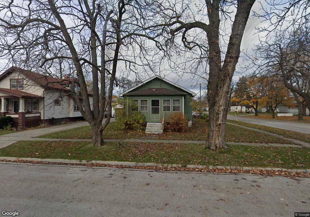 1303 Pine St, Port Huron, MI 48060 - photo 1