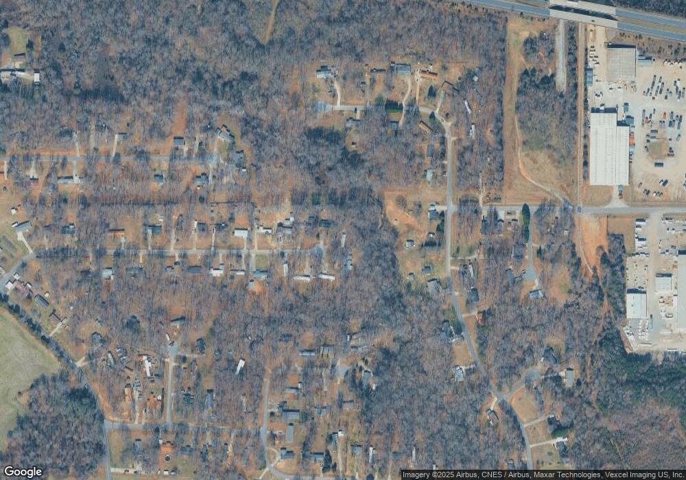 179 Red Oak Dr, Statesville, NC 28677 - photo 1