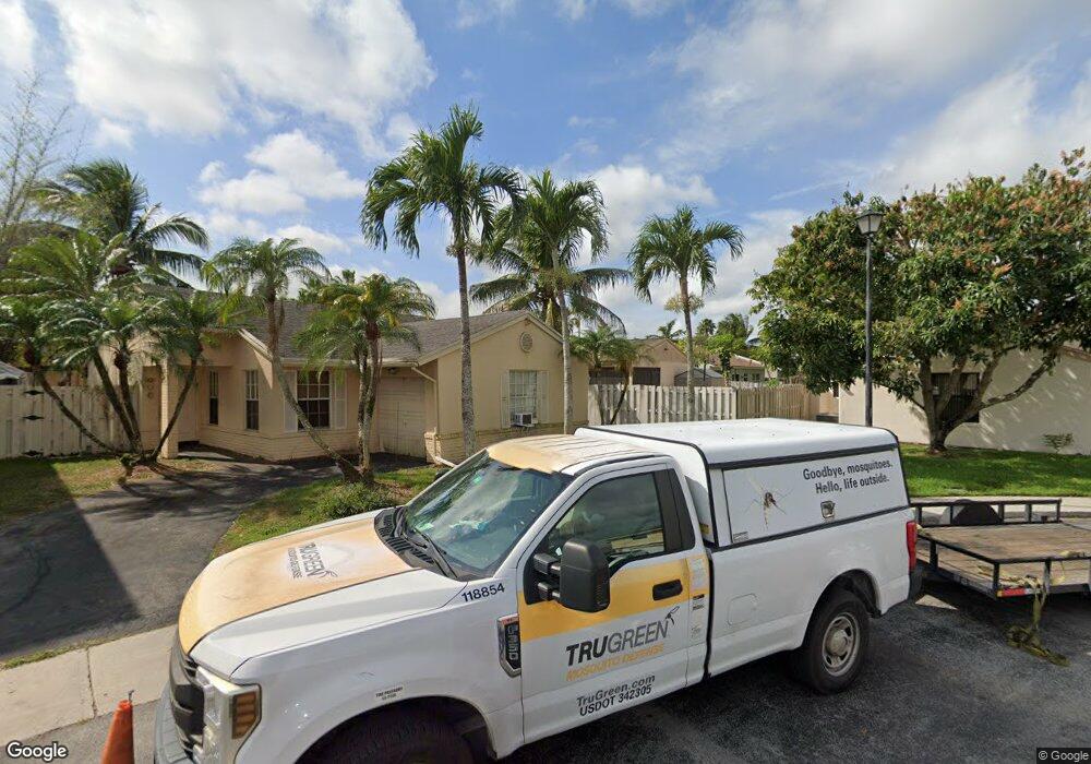 13721 Cumberland Place, Davie, FL 33325 - photo 1