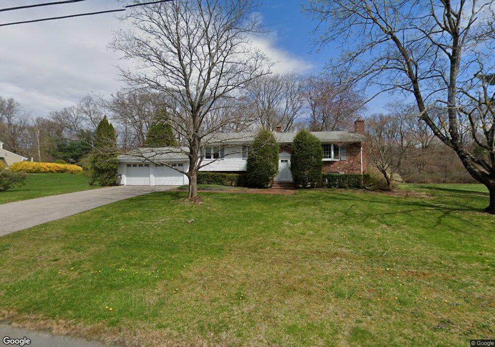 6 Mohawk Dr, Framingham, MA 01701 - photo 1