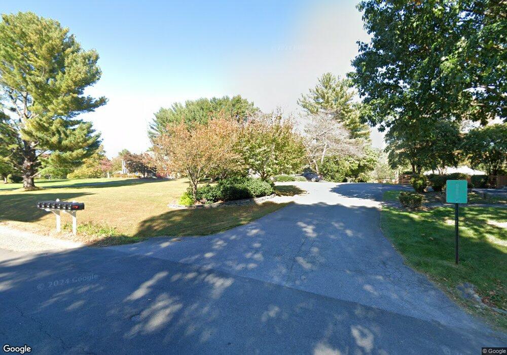 1003 Riva Ridge Dr, Great Falls, VA 22066 - photo 1