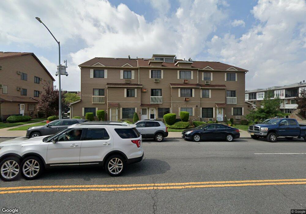 152 Richmond Hill Rd unit 177, Staten Island, NY 10314 - photo 1