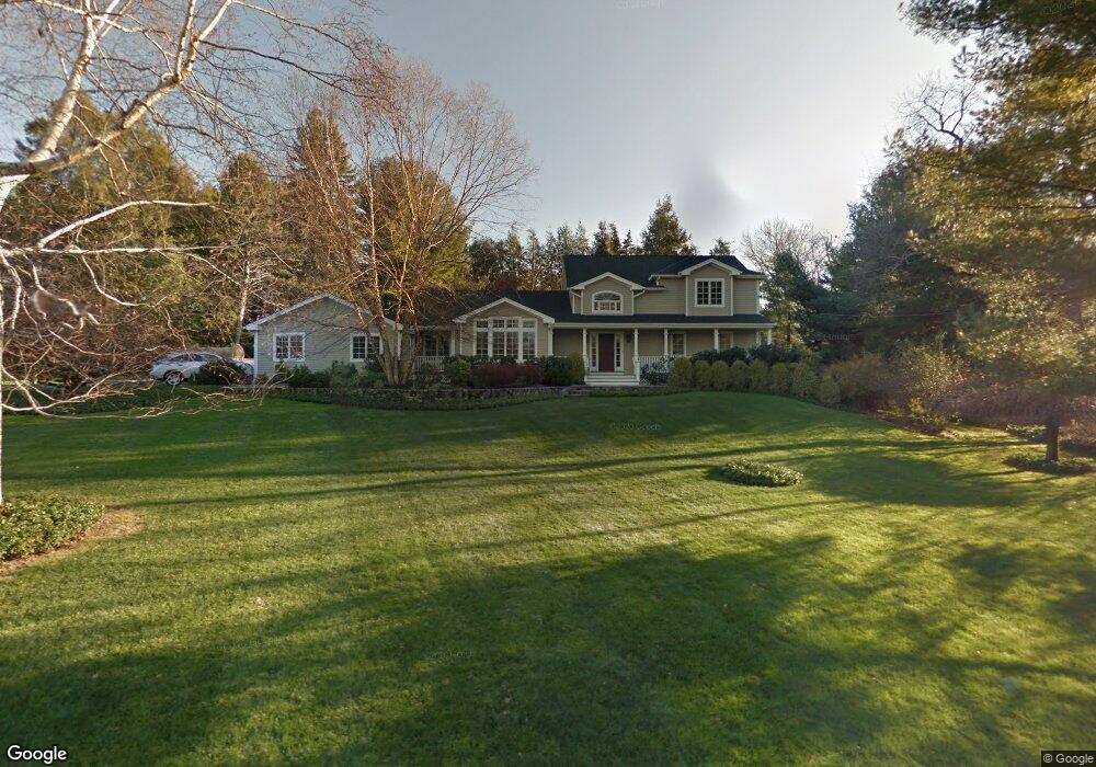 11 Reimer Rd, Westport, CT 06880 - photo 1