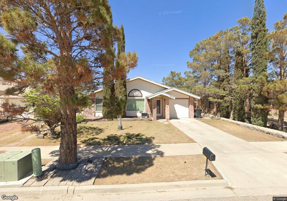 15319 Fairwood Ct, Horizon City, TX 79928 - photo 1