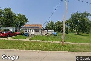 604 Market St, Delmar, IA 52037