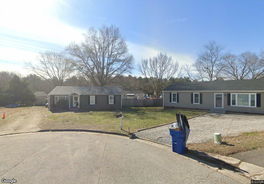 8922 Leafycreek Dr, North Chesterfield, VA 23237 - photo 1