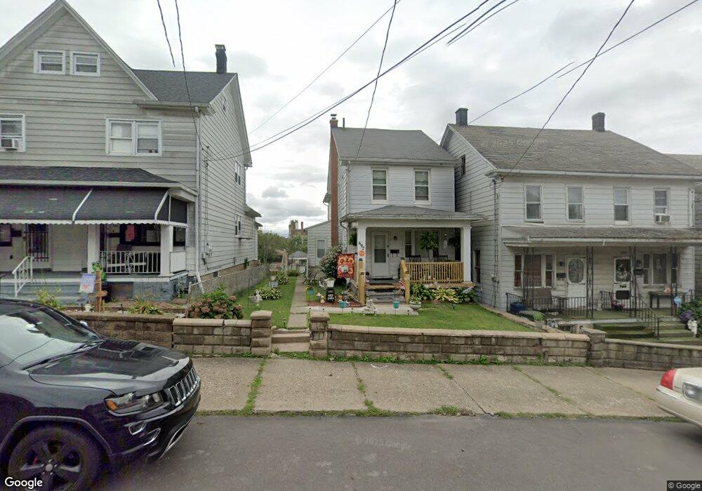 692 Carson St, Hazleton, PA 18201 - photo 1