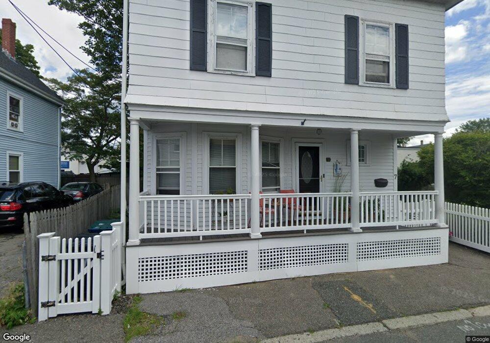 7 Cromwell St, Salem, MA 01970 - photo 1