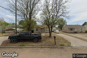 509 W 10th St, Hugoton, KS 67951