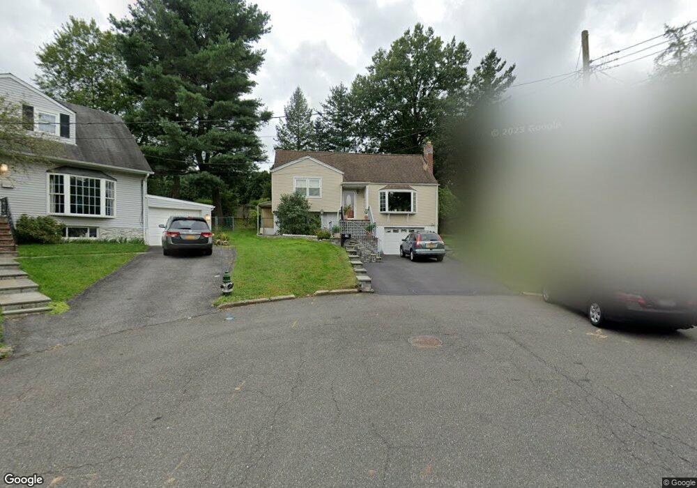 28 Eunice Ct, Tarrytown, NY 10591 - photo 1