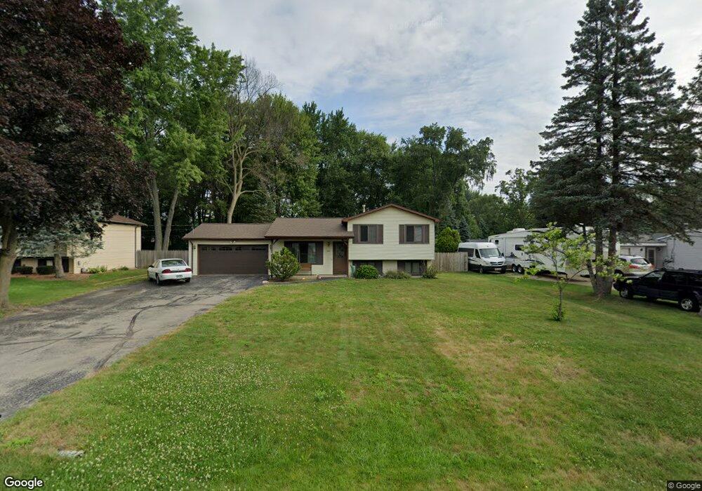 7100 Pershing, Waterford, MI 48327 - photo 1