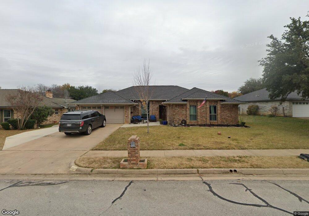 309 Shenandoah Ct, Bedford, TX 76021 - photo 1